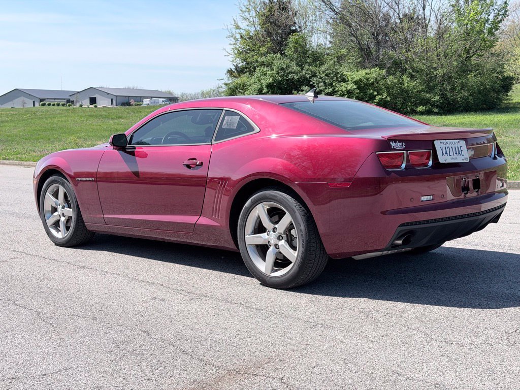 Used 2010 Chevrolet Camaro LT RWD image 25