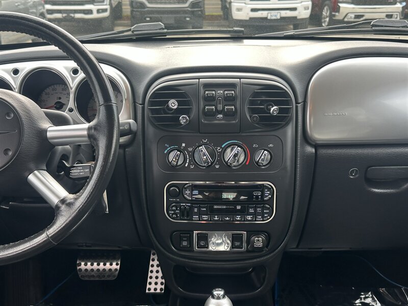 Used 2005 Chrysler PT Cruiser GT w/ Chrome Accents Group FWD image 10