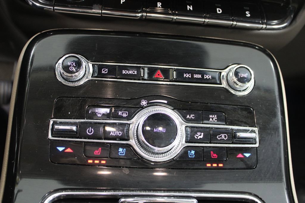 Used 2023 Lincoln Nautilus Reserve image 46