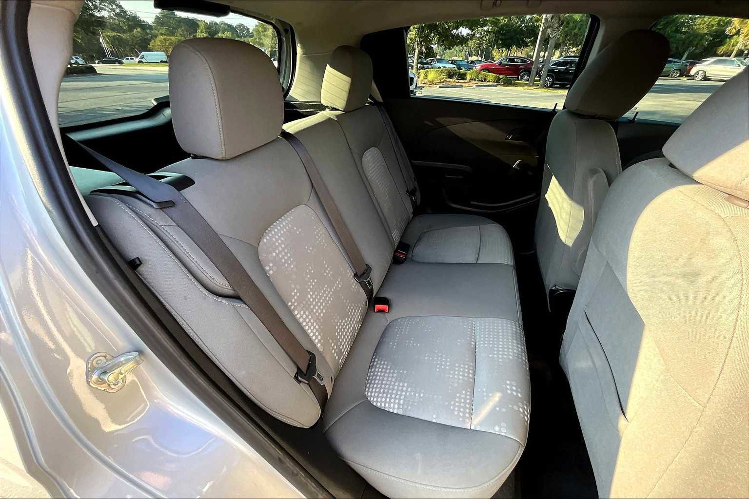 Used 2020 Chevrolet Sonic LT image 19