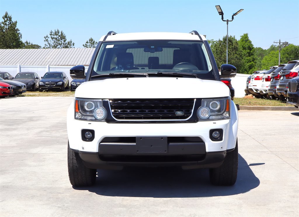Used 2016 Land Rover LR4 HSE LUX AWD/4WD image 2