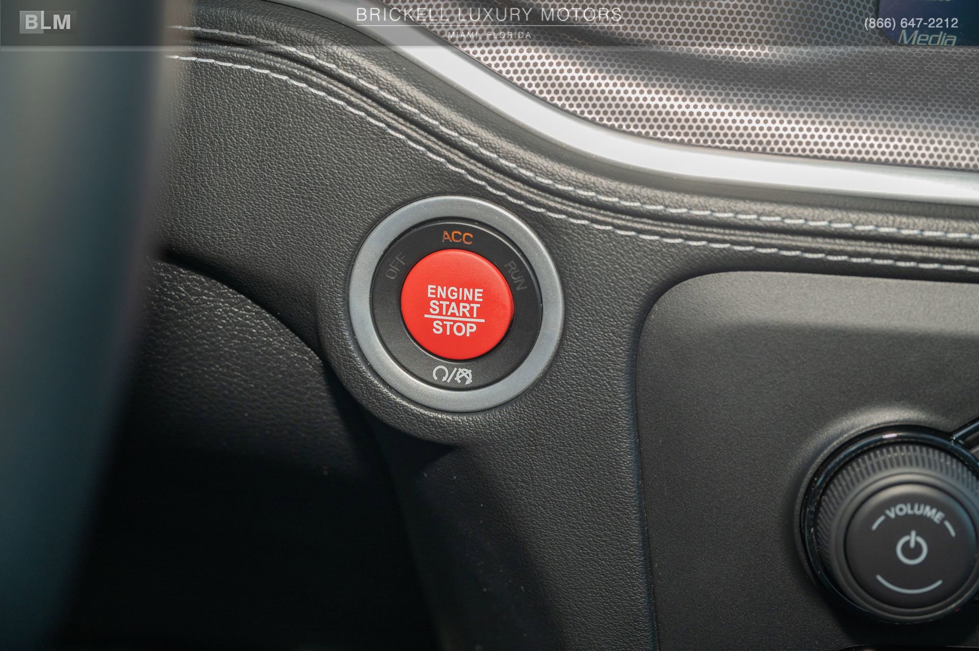 Used 2023 Dodge Charger SRT Hellcat w/ Harman/Kardon Audio Group image 30