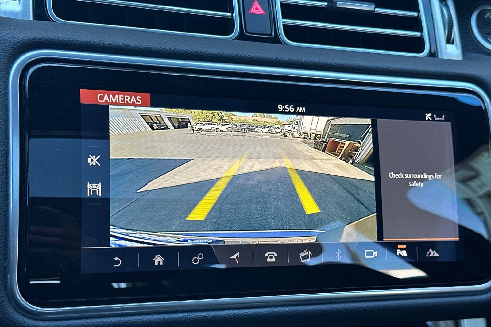 Used 2019 Land Rover Range Rover AWD/4WD image 19