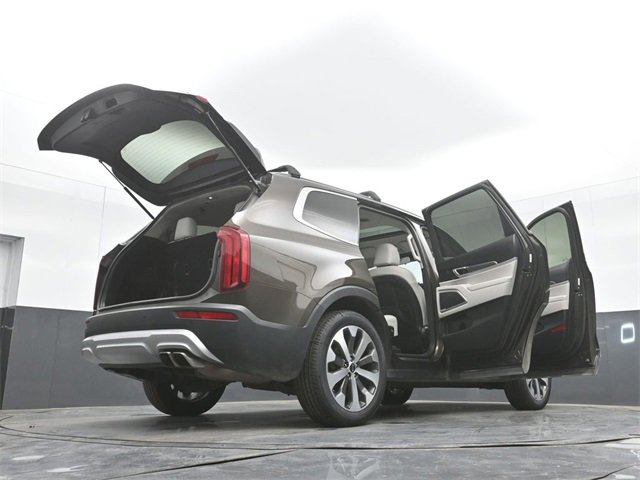 Used 2020 Kia Telluride S w/ S 8 Passenger Seating Package image 53