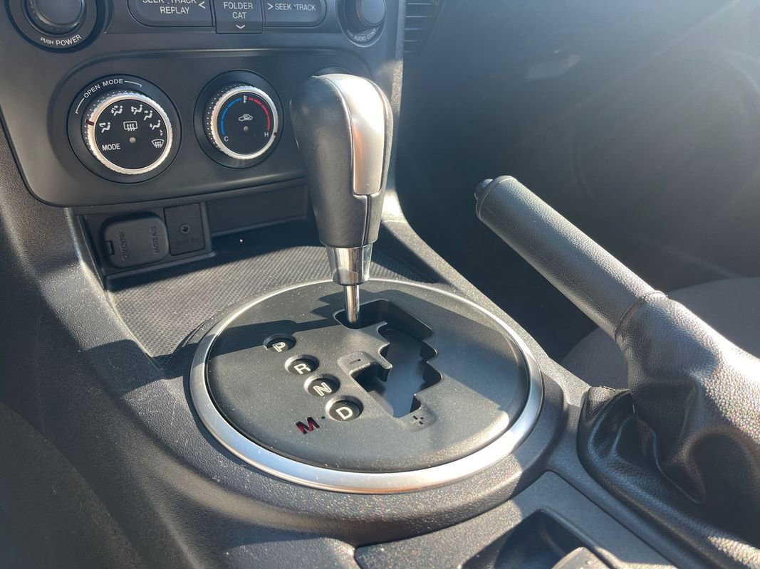 Used 2009 MAZDA MX-5 Miata Touring image 19