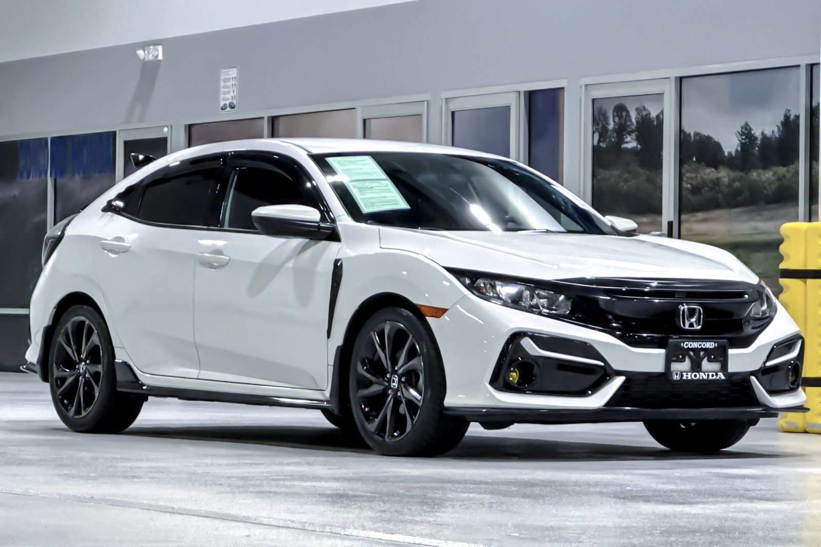 Used 2018 Honda Civic Sport image 6