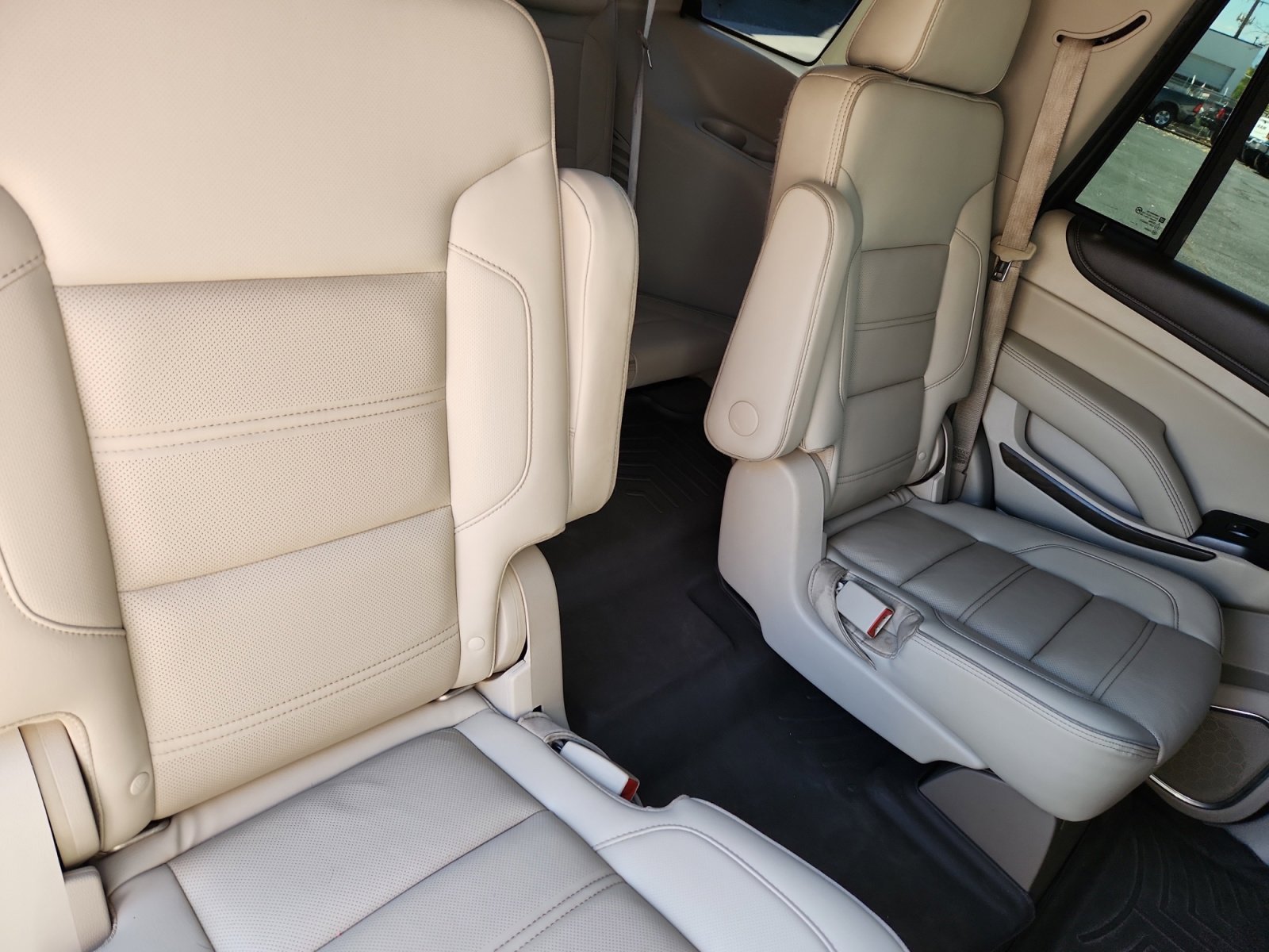 Used 2018 GMC Yukon Denali w/ Denali Ultimate Package image 18