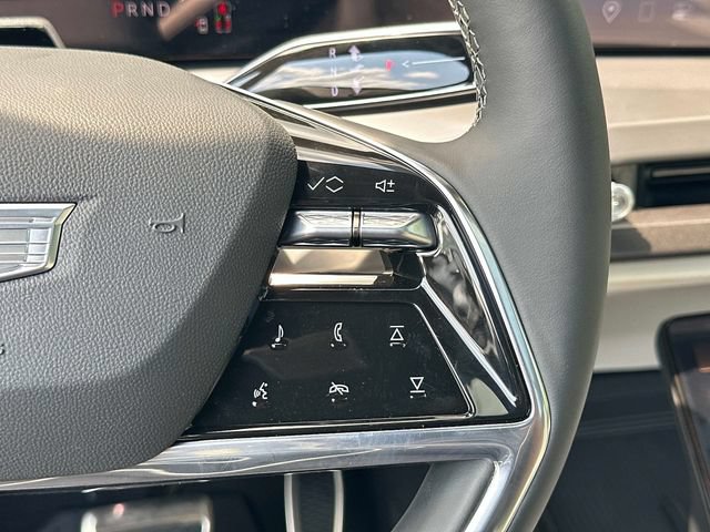 New 2027 Cadillac Vistiq Sport w/ LPO, Floor Liner Package AWD/4WD image 6