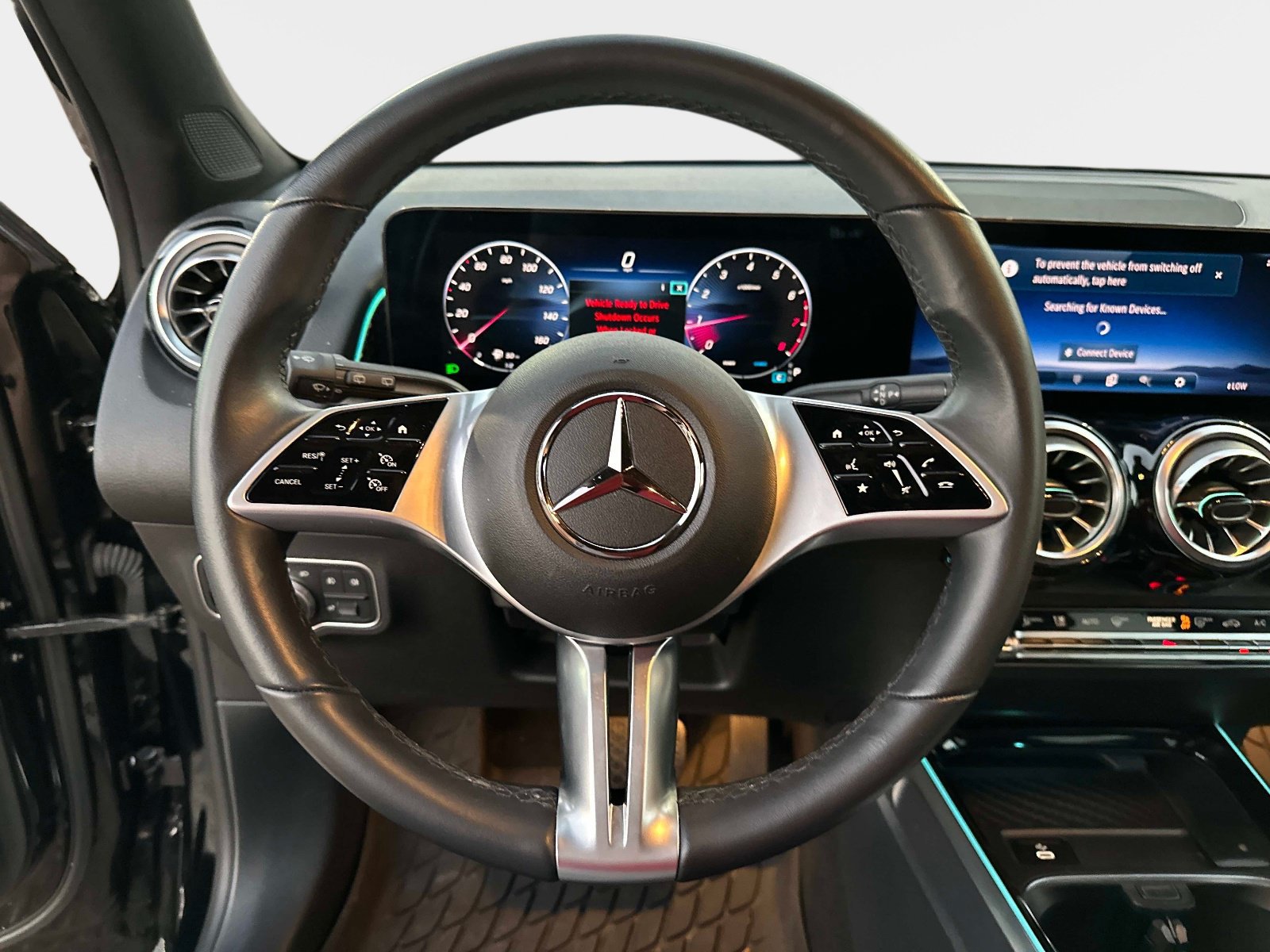 Used 2025 Mercedes-Benz GLB 250 image 25