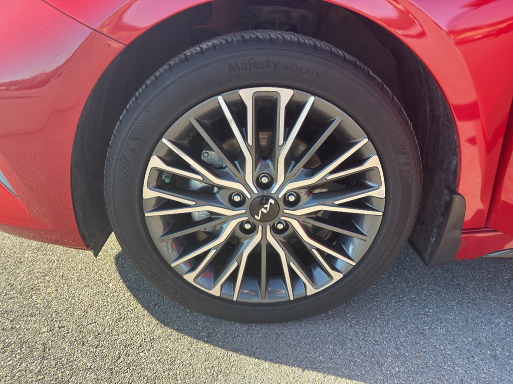 Used 2024 Kia Forte GT-Line w/ GT-Line Premium Package image 13