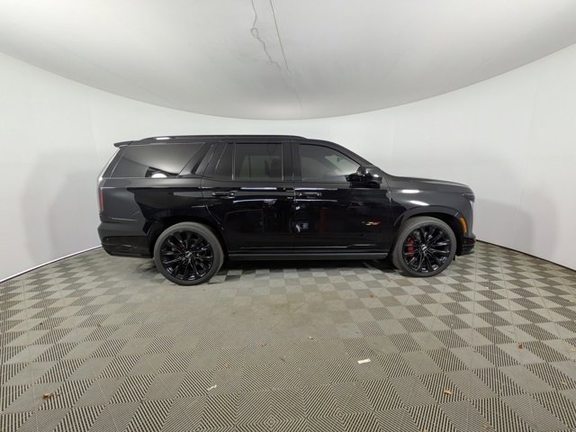 Used 2025 Cadillac Escalade V w/ LPO, ONYX Package image 42