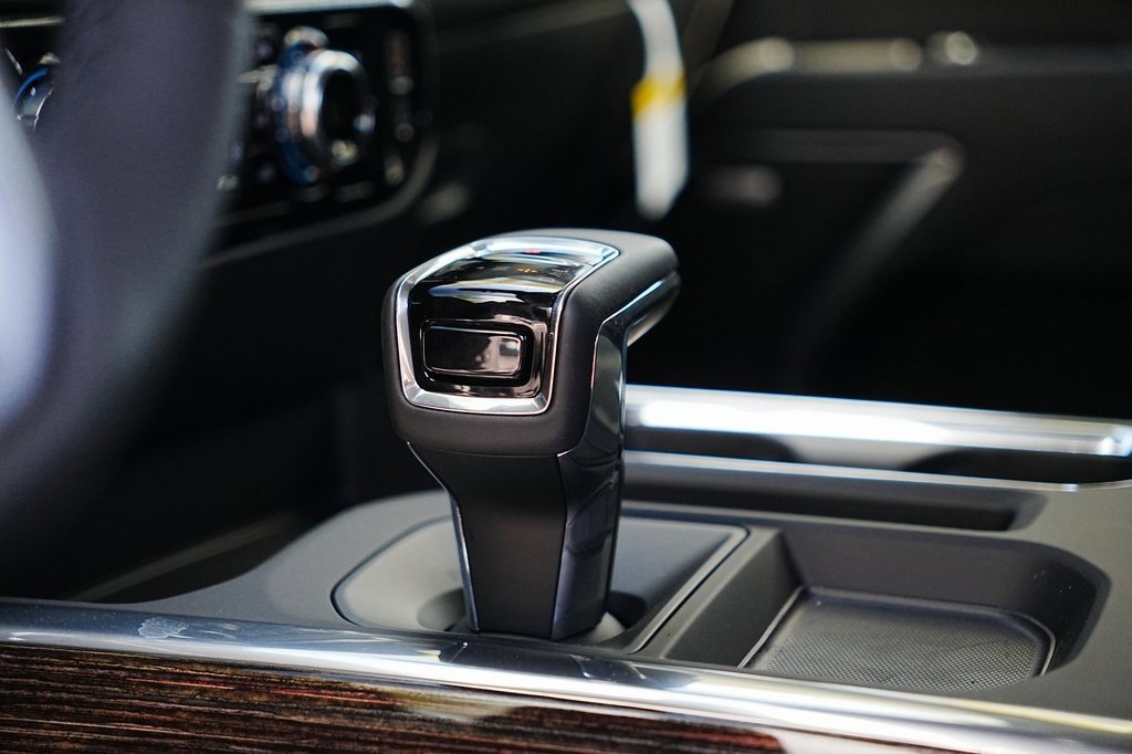 New 2026 GMC Sierra 1500 Elevation w/ Elevation Premium Package image 12