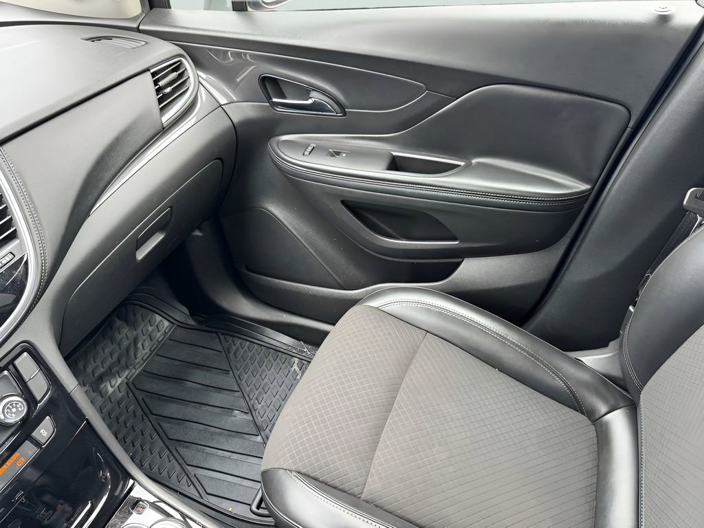 Used 2019 Buick Encore Preferred FWD image 27