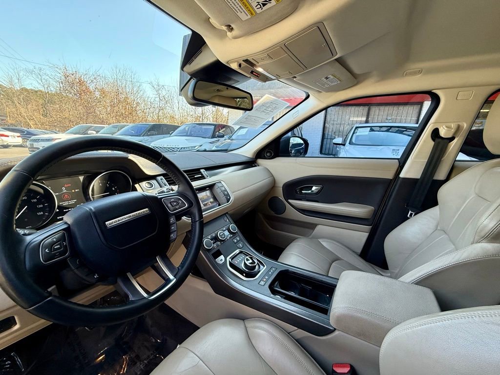 Used 2018 Land Rover Range Rover Evoque SE Premium image 14