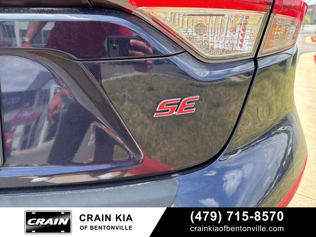 Used 2020 Toyota Corolla SE w/ Body Protection Package image 17