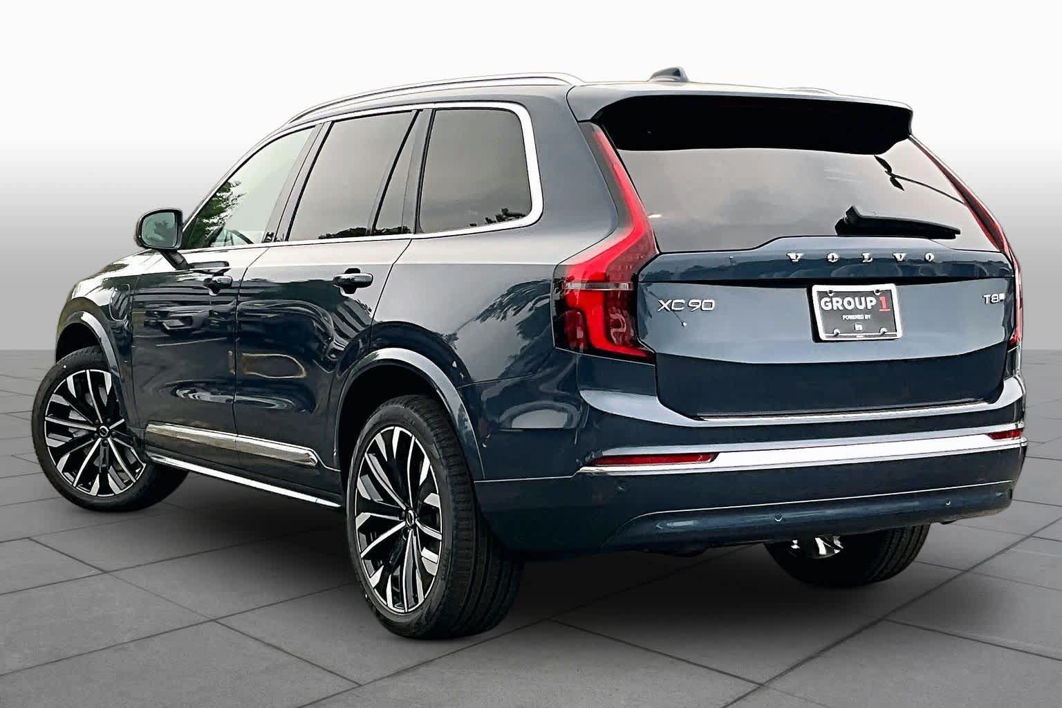 New 2026 Volvo XC90 T8 Ultra w/ Protection Package Premier AWD/4WD image 3