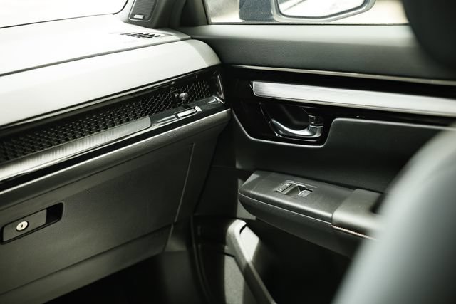 Certified 2025 Honda CR-V Sport Touring image 30