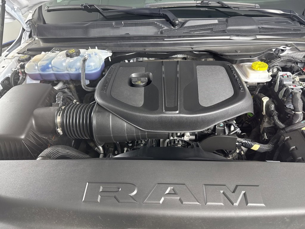 Used 2025 RAM 1500 Laramie image 9