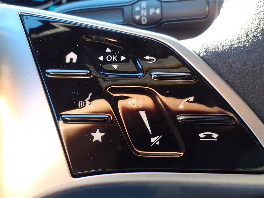 New 2026 Mercedes-Benz GLB 250 image 13