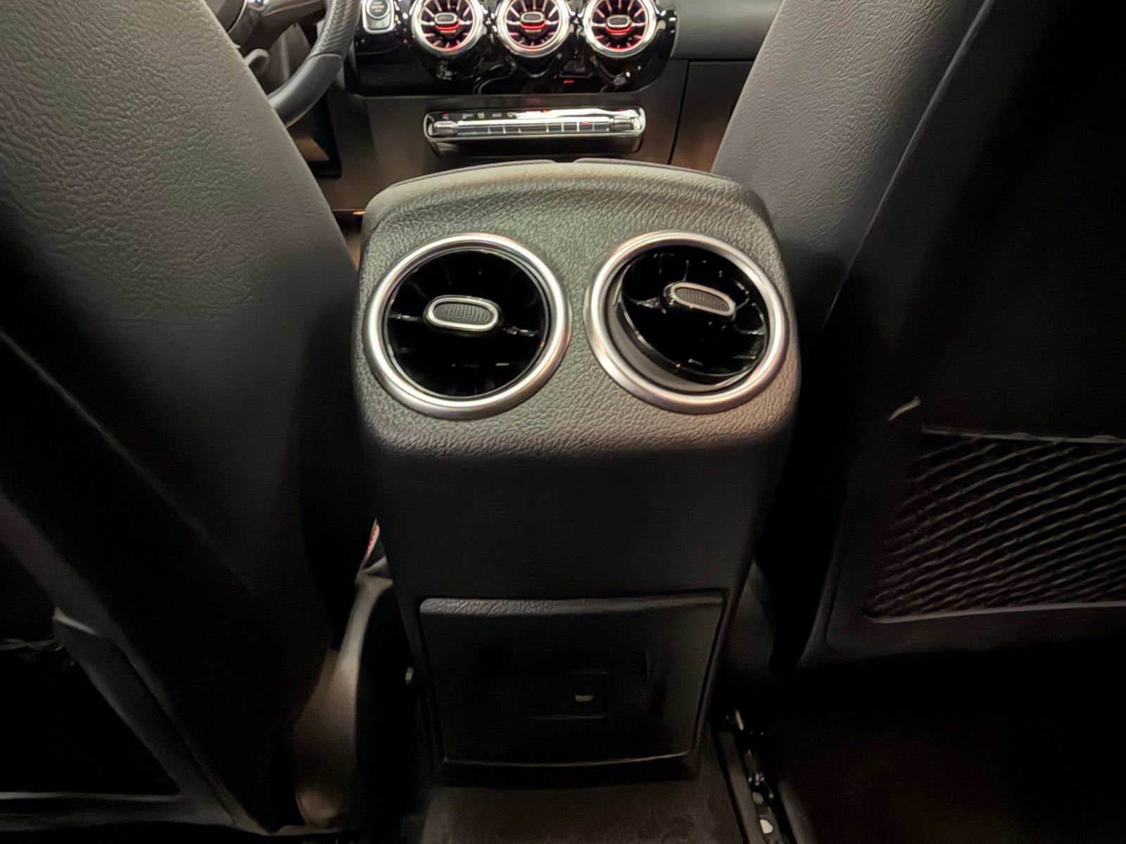 Used 2023 Mercedes-Benz CLA 250 image 36