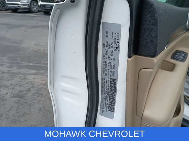 Used 2020 Jeep Grand Cherokee Limited AWD/4WD image 35