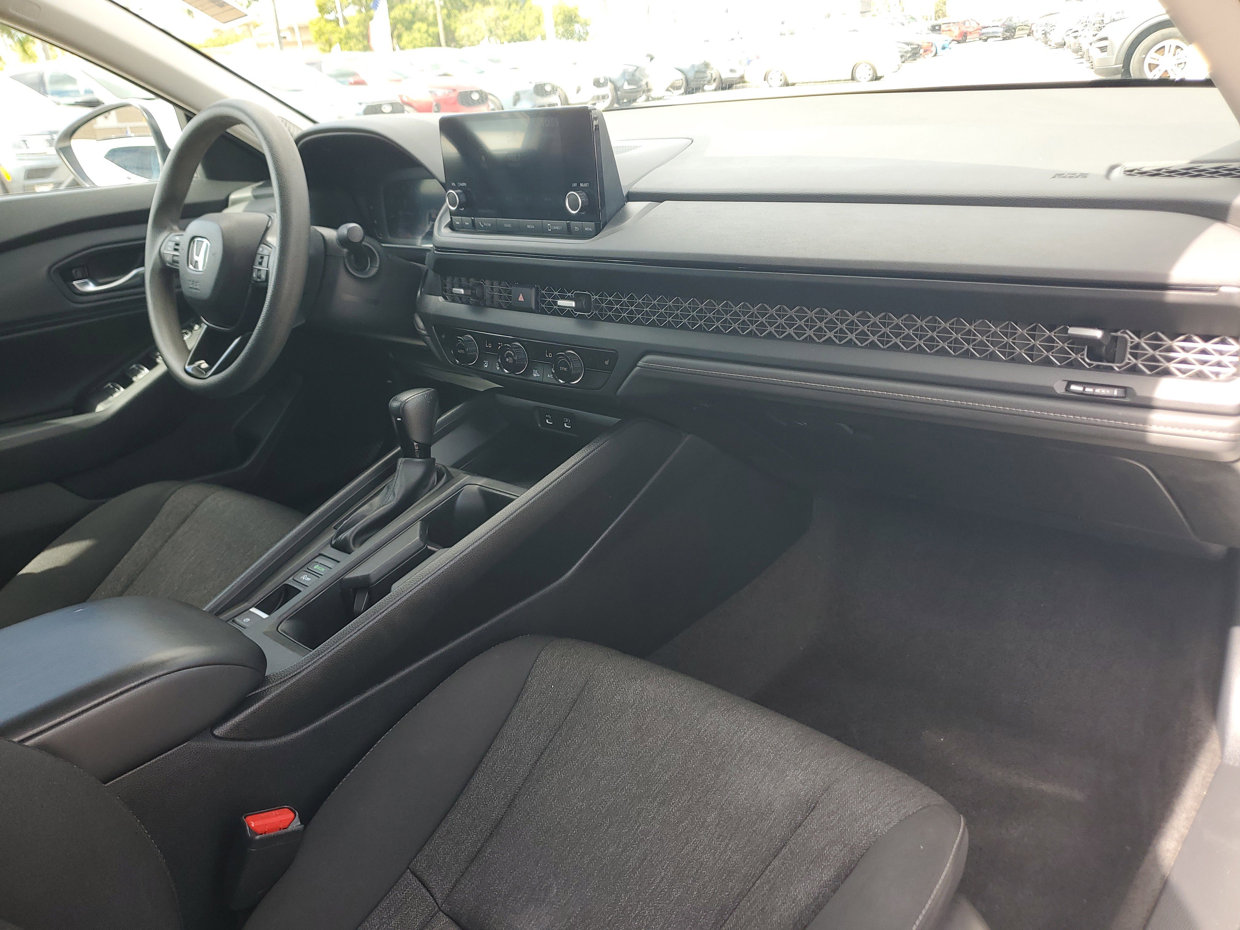 Used 2023 Honda Accord EX image 13