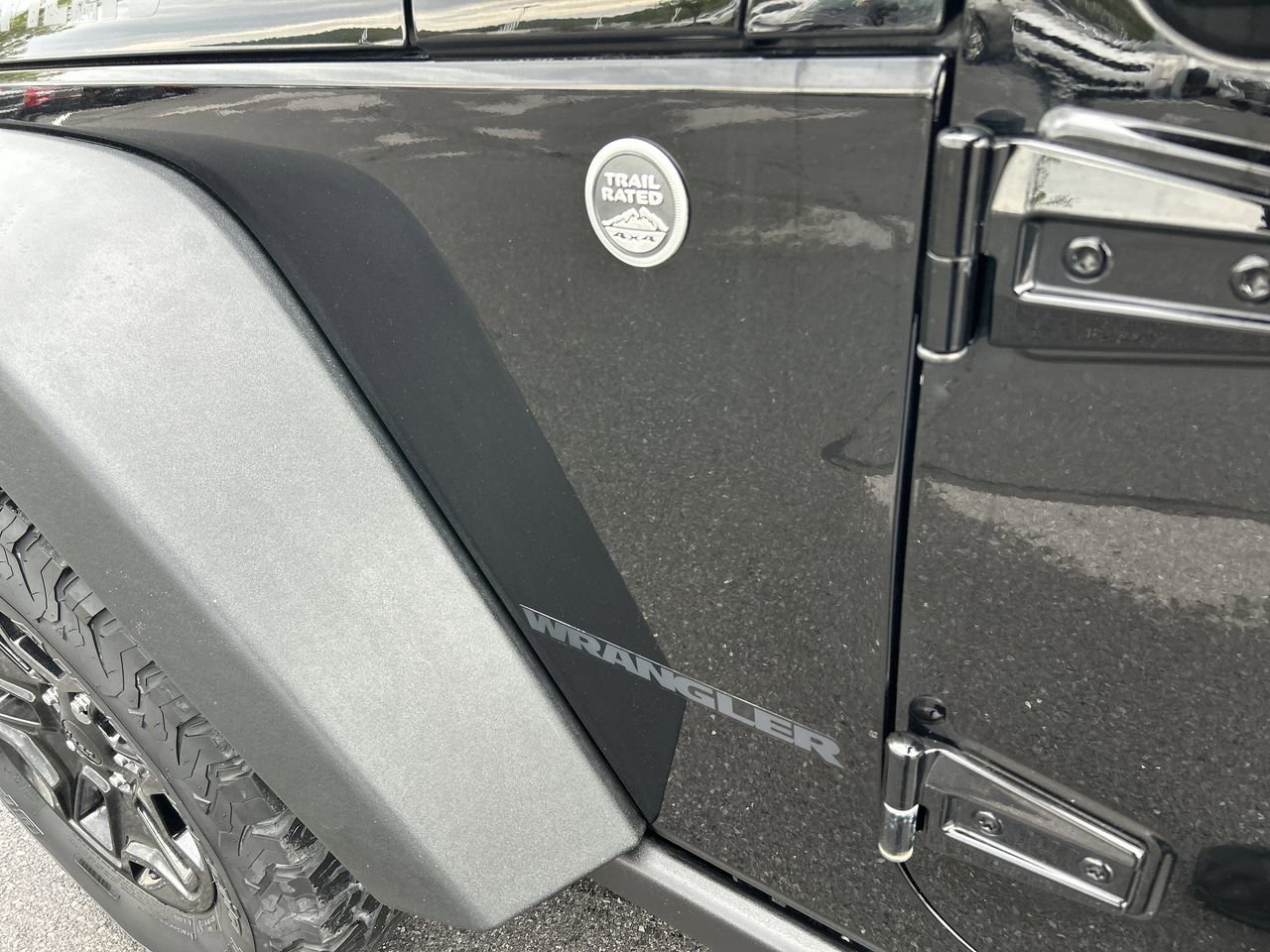 Used 2015 Jeep Wrangler Sport AWD/4WD image 10