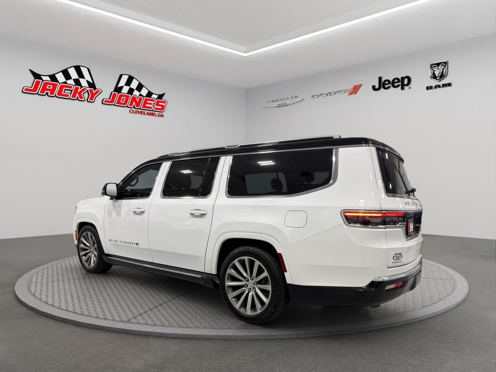 Used 2023 Jeep Grand Wagoneer L 4WD image 6