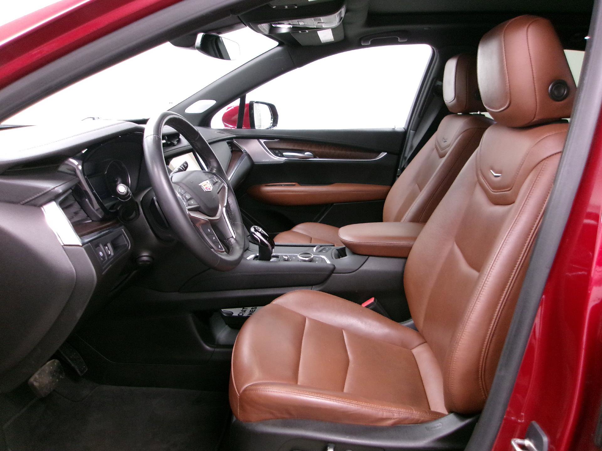 Used 2023 Cadillac XT5 Premium Luxury image 9