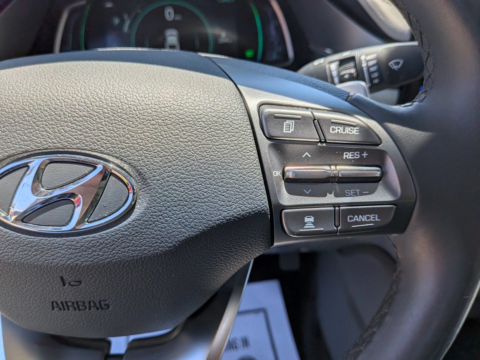 Used 2020 Hyundai Ioniq SEL FWD image 48