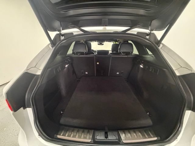 Used 2019 Jaguar F-PACE Premium AWD/4WD image 9