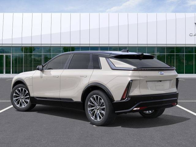 New 2027 Cadillac Lyriq Sport w/ LPO, Floor Liner Package AWD/4WD image 4
