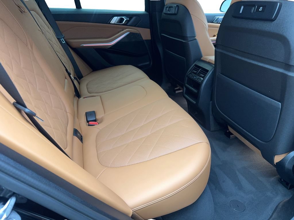 Used 2023 BMW X5 xDrive45e w/ M Sport Package AWD/4WD image 40