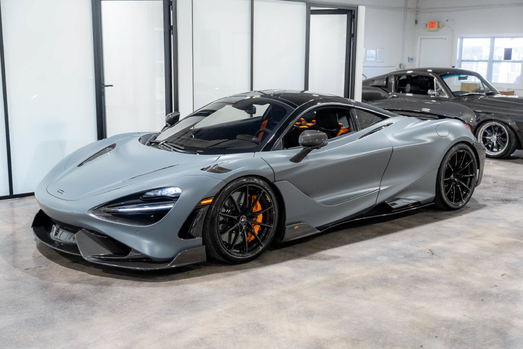 Used 2021 McLaren 765LT RWD image 25