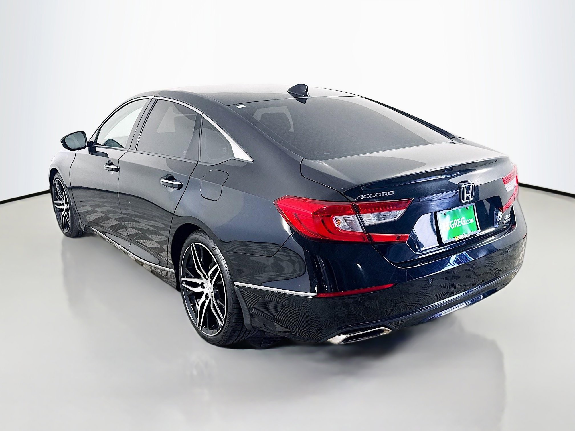 Used 2021 Honda Accord Touring image 7
