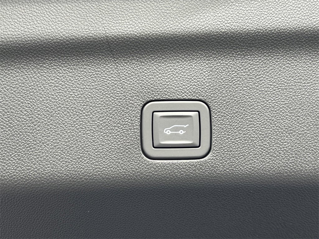 New 2026 Chevrolet Tahoe Premier image 17