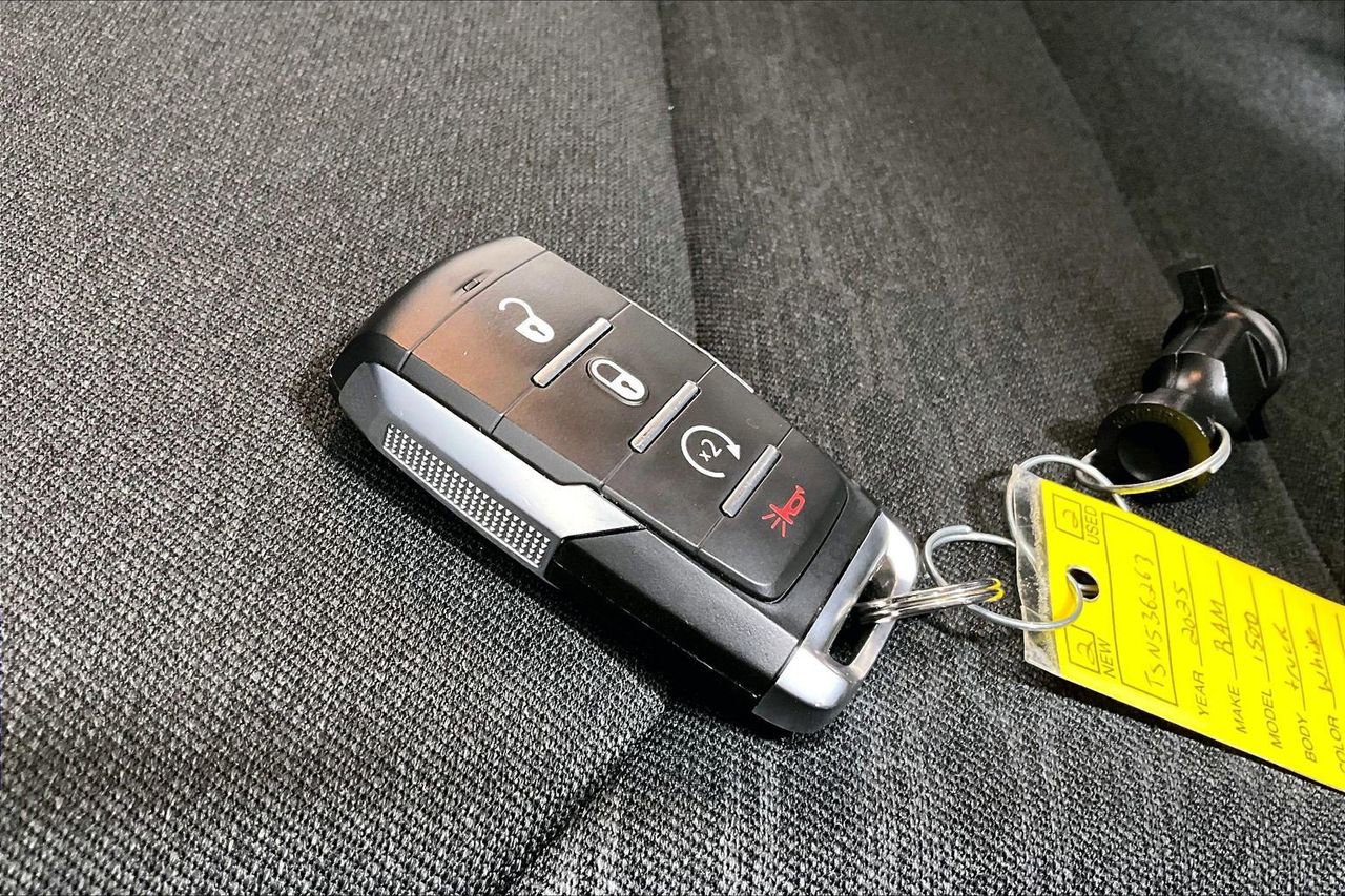 Used 2025 RAM 1500 Lone Star image 11