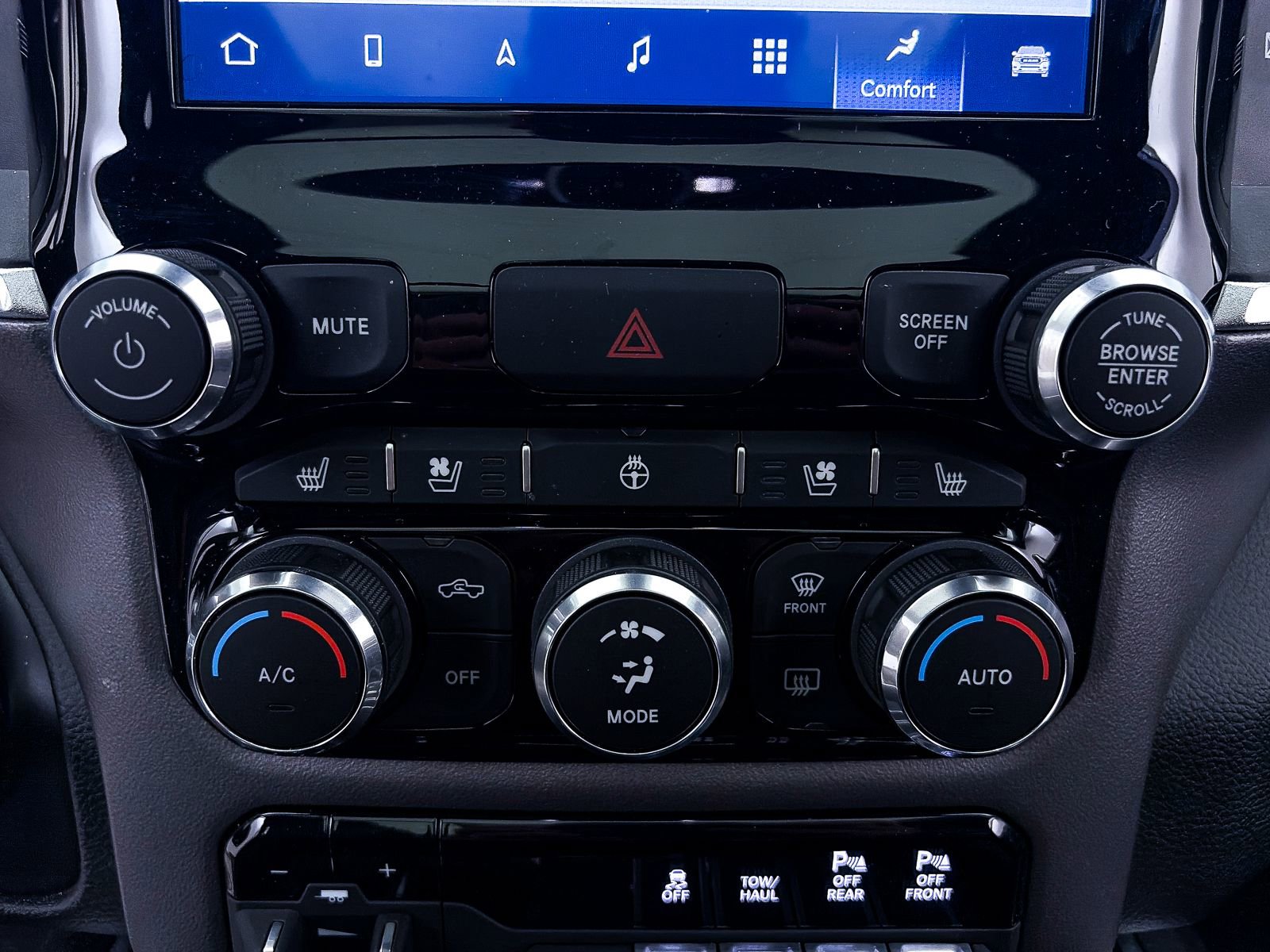 Used 2022 RAM 1500 Laramie w/ Sport Appearance Package AWD/4WD image 25