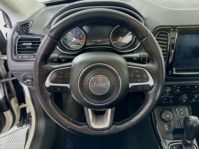 Used 2018 Jeep Compass Limited w/ Navigation Group AWD/4WD image 15