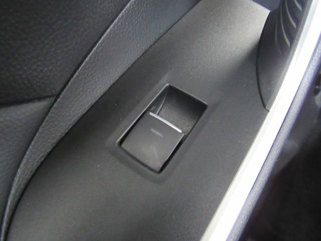 Used 2025 Toyota RAV4 XLE image 29