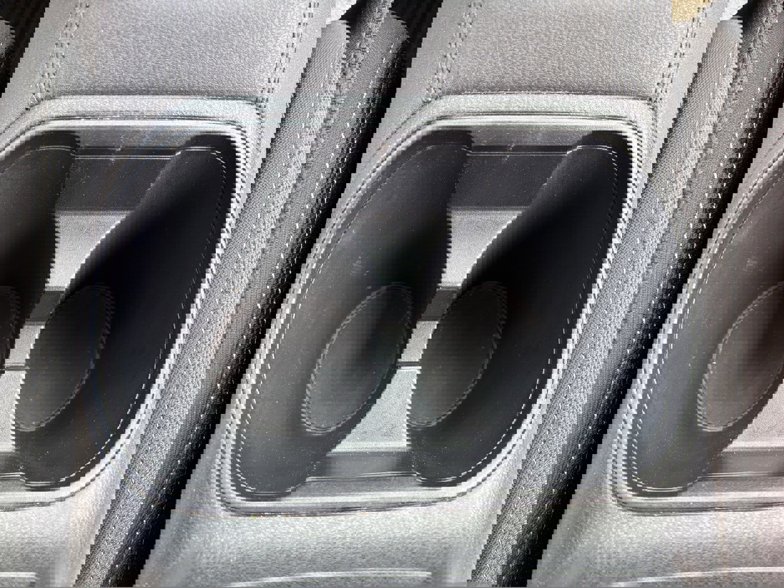 Used 2025 Subaru Outback Premium image 19