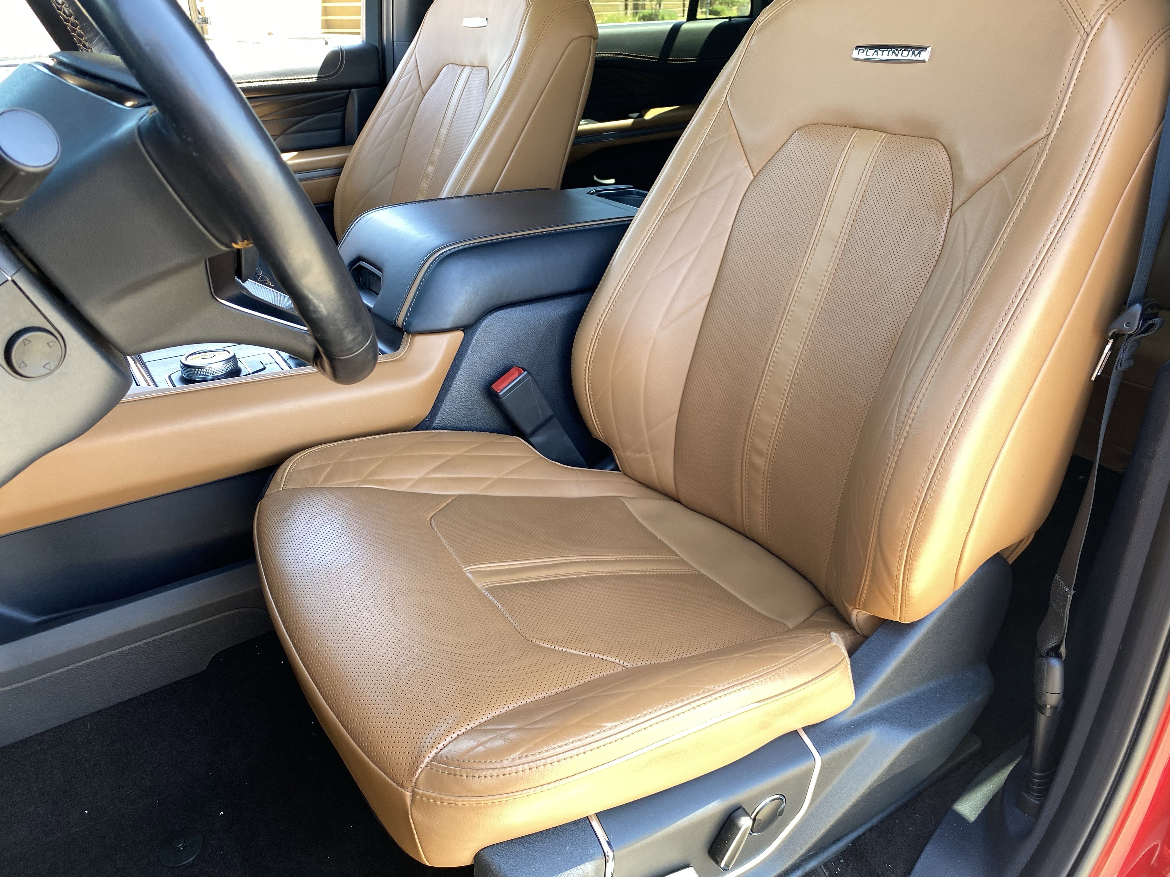 Used 2022 Ford Expedition Max Platinum AWD/4WD image 18