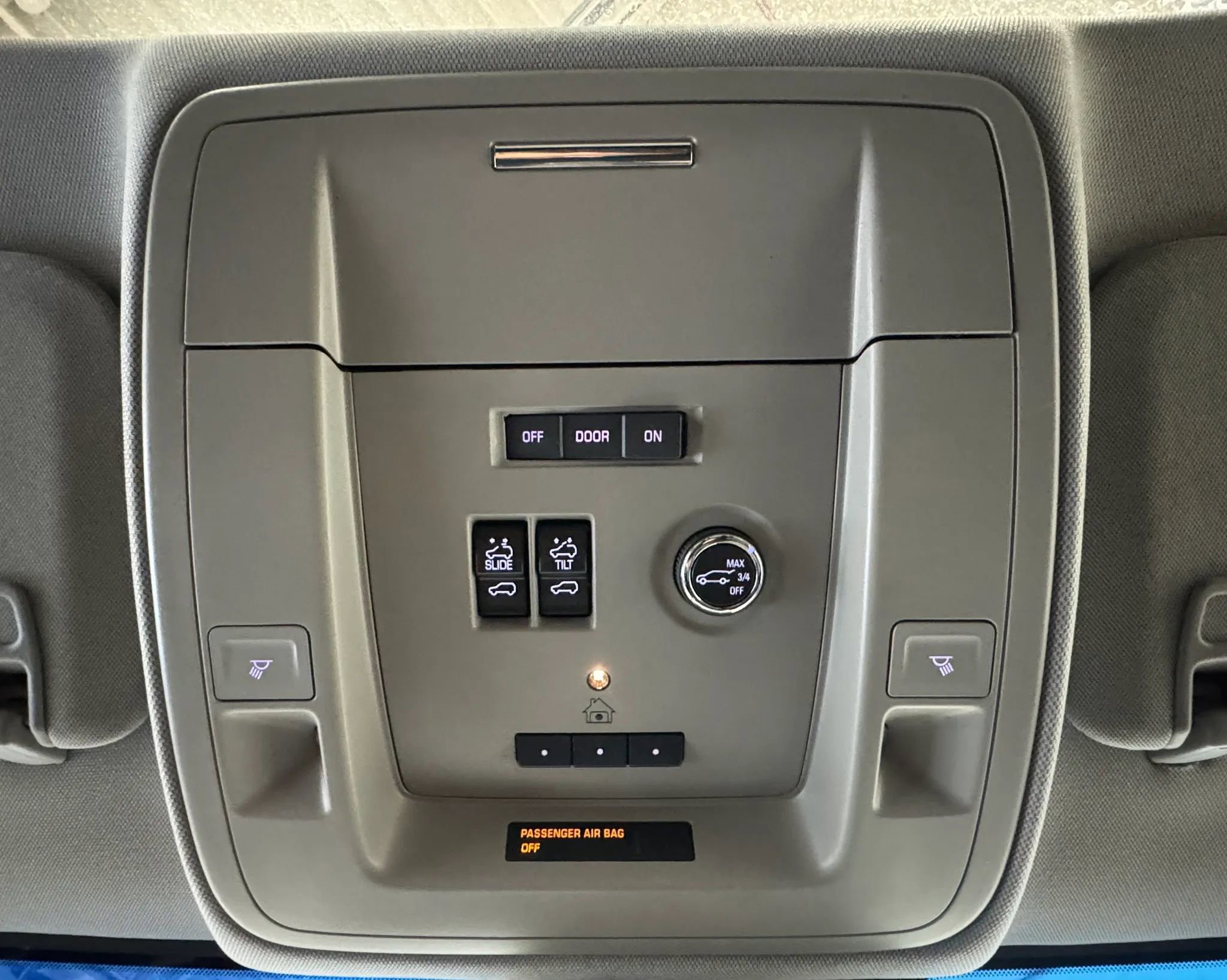 Used 2016 Chevrolet Suburban LTZ AWD/4WD image 26