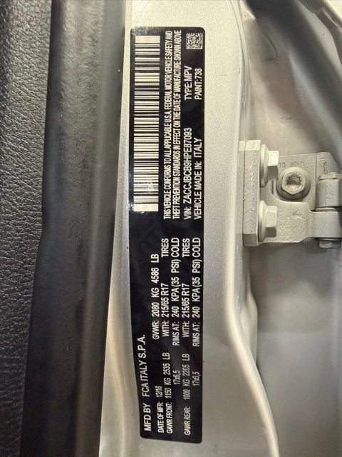 Used 2017 Jeep Renegade Trailhawk image 26