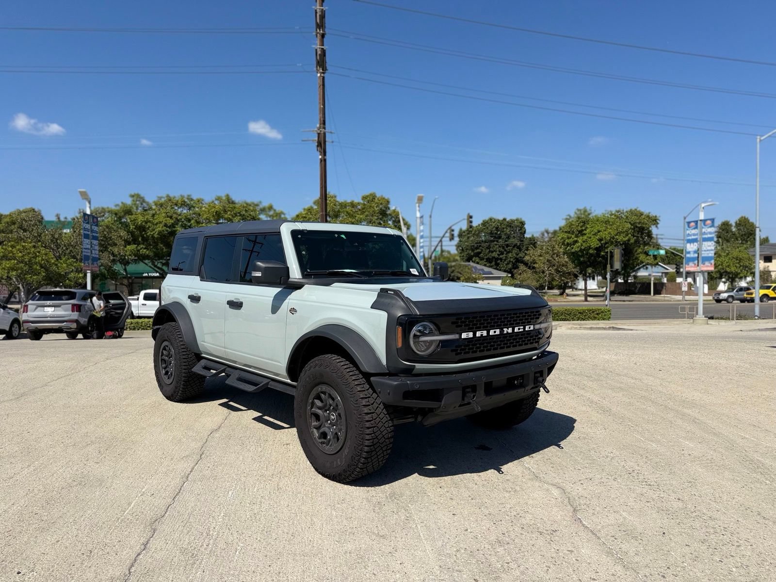 Used 2024 Ford Bronco Wildtrak AWD/4WD image 4