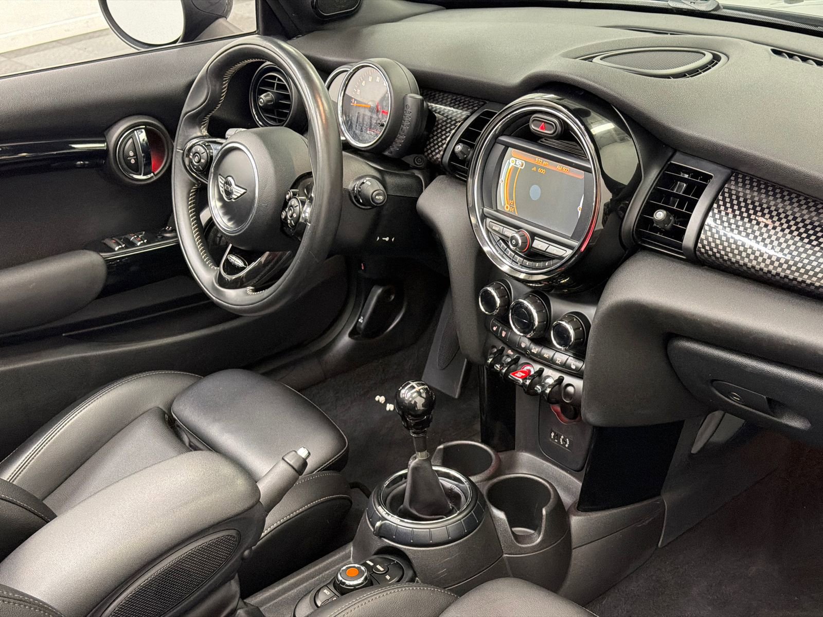 Used 2017 MINI Cooper S image 10