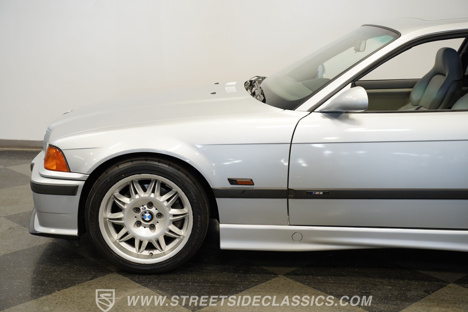 Used 1996 BMW M3 Coupe RWD image 24