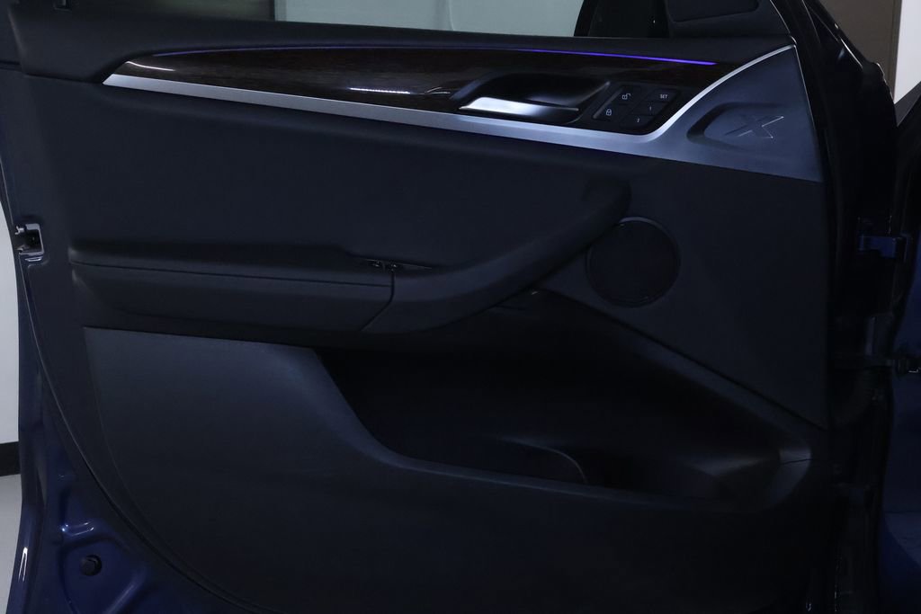 Used 2020 BMW X4 xDrive30i image 13