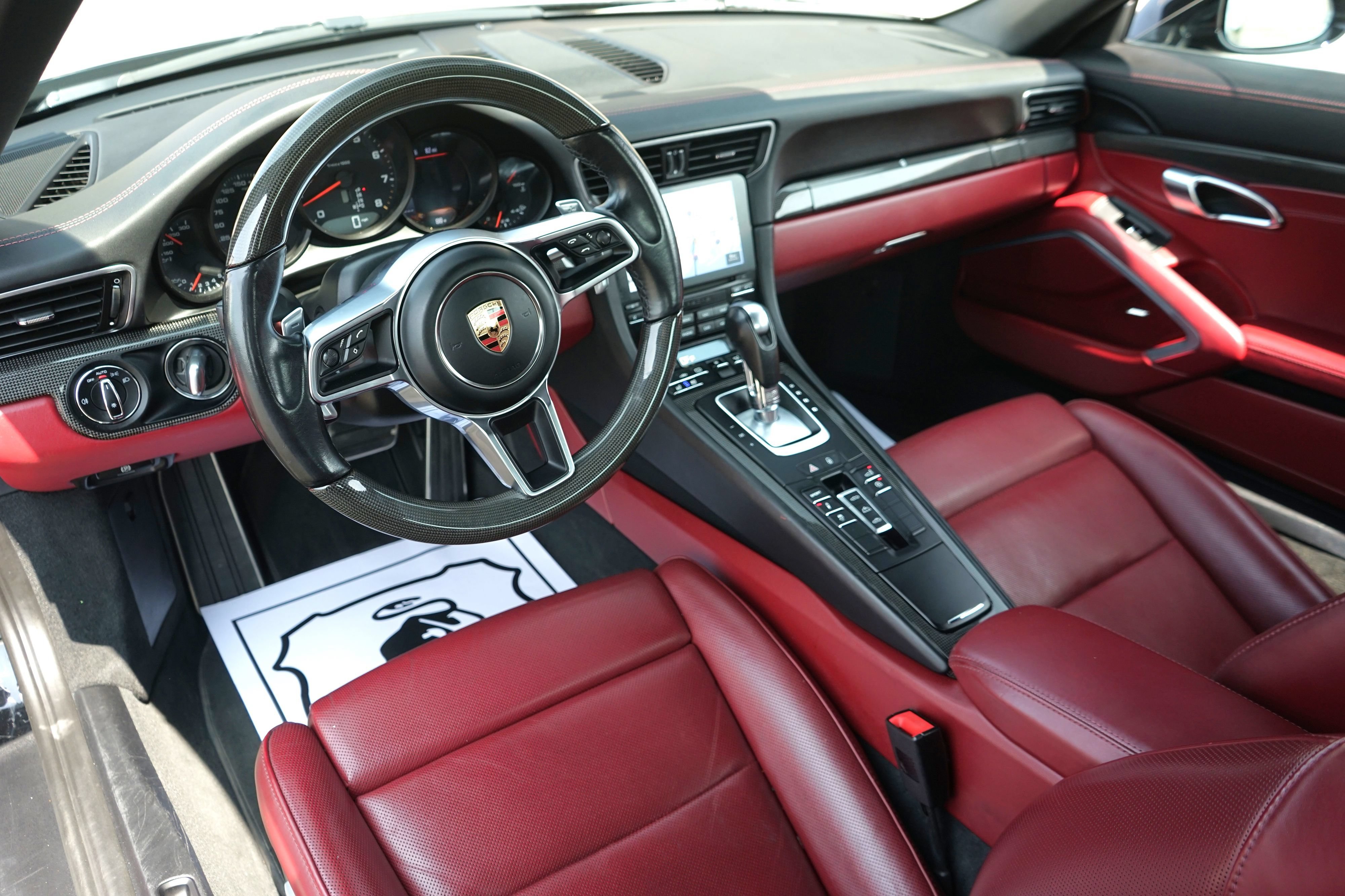 Used 2017 Porsche 911 Carrera RWD image 25