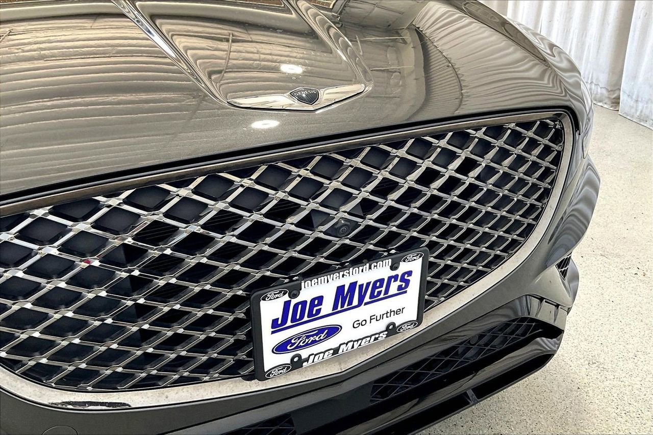 Used 2023 Genesis GV70 2.5T w/ Sport Prestige Package image 7